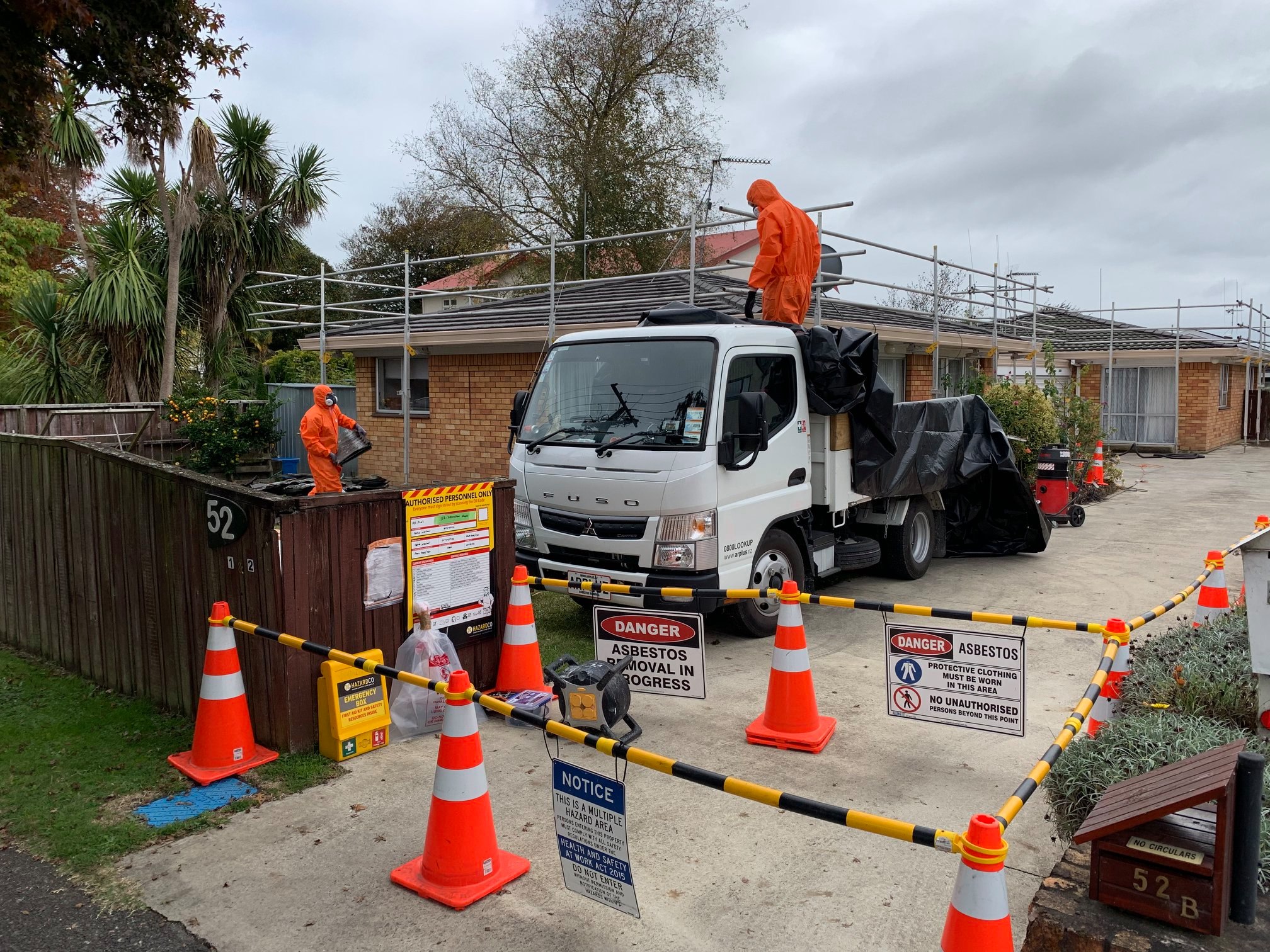 Asbestos decromastic roof removal of a residential property by AR Plus NZ